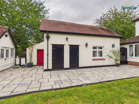 4 bedroom Detached house for sale in Witham Road, Woodhall Spa, LN10