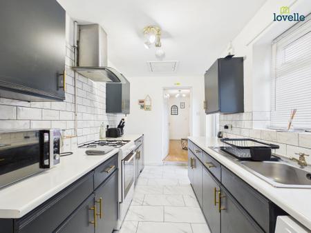 3 bedroom Terraced House for sale in St. Rumbolds Street, Lincoln, LN2