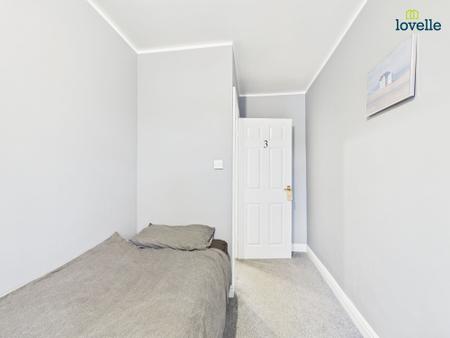 3 bedroom Terraced House for sale in St. Rumbolds Street, Lincoln, LN2