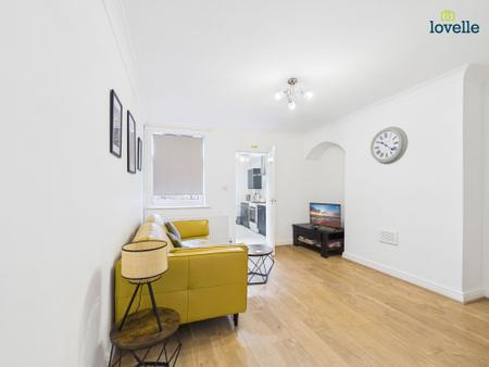3 bedroom Terraced House for sale in St. Rumbolds Street, Lincoln, LN2