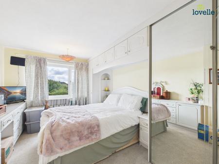 3 bedroom Detached house for sale in Hollywell Road, Lincoln, LN5