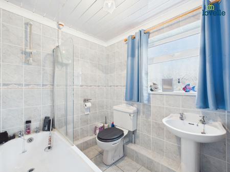 2 bedroom Detached bungalow for sale in Westfield Drive, North Greetwell, LN2