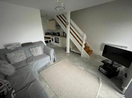 1 bedroom Terraced House to let in Robinson Avenue, Alford, LN13