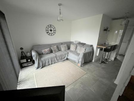 1 bedroom Terraced House to let in Robinson Avenue, Alford, LN13