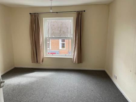 2 bedroom Flat to let in Eastgate, Louth, LN11