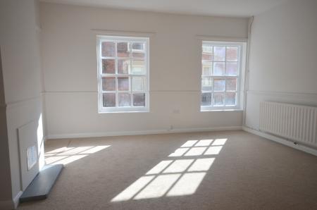 2 bedroom Cottage to let in Church Street, Louth, LN11