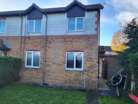 2 bedroom Terraced House to let in Butlin Close, Skegness, PE25