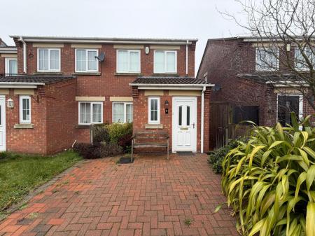2 bedroom Terraced House to let in Admiralty Terrace, Skegness, PE25