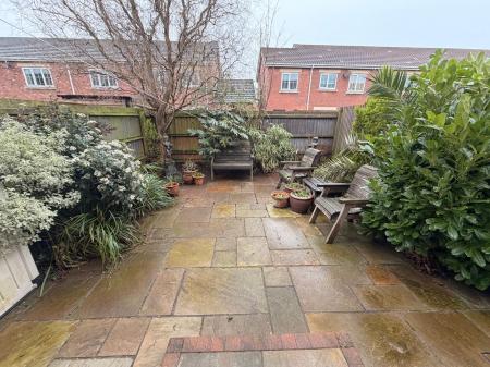 2 bedroom Terraced House to let in Admiralty Terrace, Skegness, PE25