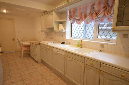 3 bedroom Detached house to let in Lumley Crescent, Skegness, PE25