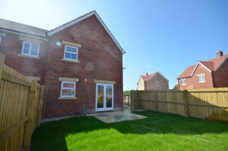 3 bedroom Semi-detached house to let in Tuplin Road, Mablethorpe, LN12