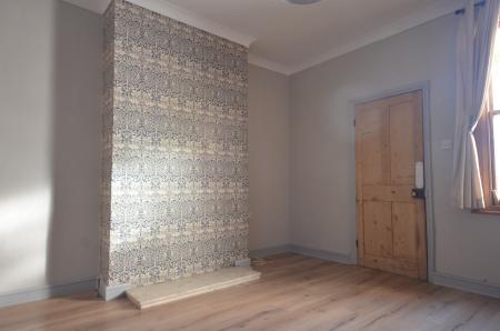 2 bedroom Terraced House to let in Little South Street, Louth, LN11
