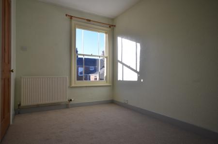2 bedroom Terraced House to let in Little South Street, Louth, LN11