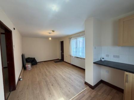 1 bedroom Flat to let in Sherwood Close, Louth, LN11