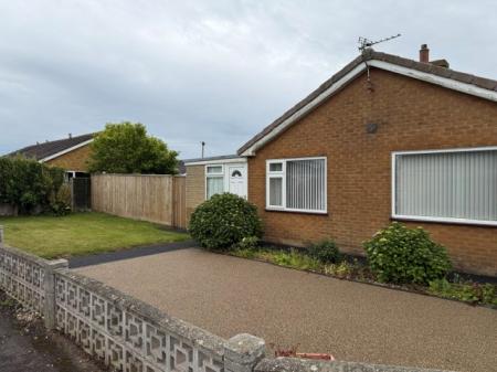 2 bedroom Bungalow to let in The Meadows, Trusthorpe, LN12