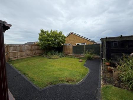 2 bedroom Bungalow to let in The Meadows, Trusthorpe, LN12