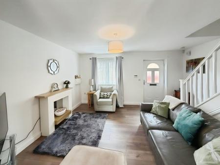 3 bedroom Terraced House to let in Gibson Way, Louth, LN11