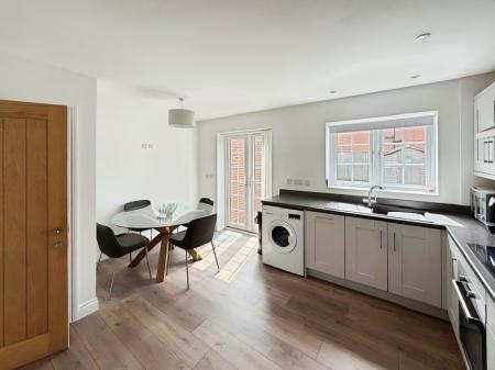 3 bedroom Terraced House to let in Gibson Way, Louth, LN11