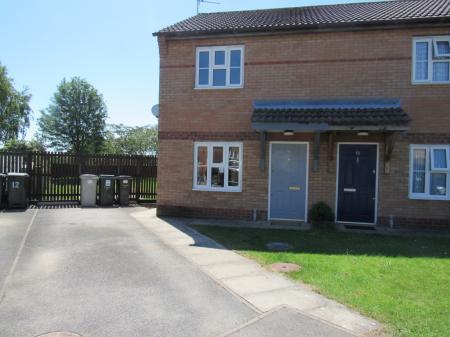 Bishops Close, Louth, LN11