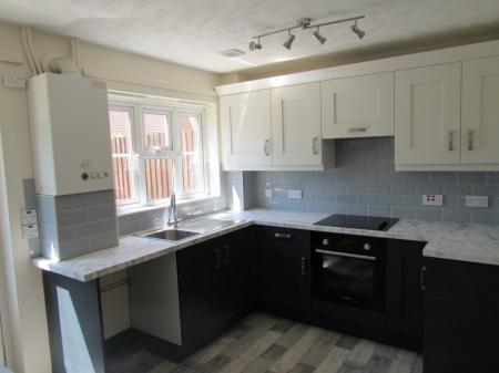 2 bedroom Semi-detached house to let in Bishops Close, Louth, LN11