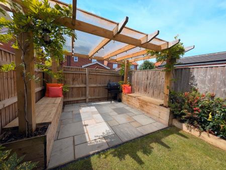 2 bedroom Terraced House for sale in Lavender Way, Louth, LN11