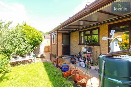 3 bedroom Detached bungalow for sale in Meadow Close, Grimoldby, LN11