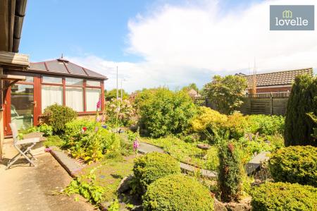 3 bedroom Detached bungalow for sale in Meadow Close, Grimoldby, LN11