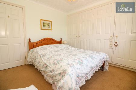 3 bedroom Detached bungalow for sale in Meadow Close, Grimoldby, LN11