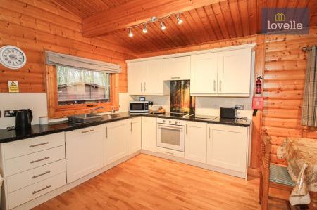 3 bedroom Log Cabin for sale in Kenwick, Louth, LN11