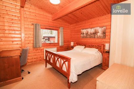 3 bedroom Log Cabin for sale in Kenwick, Louth, LN11