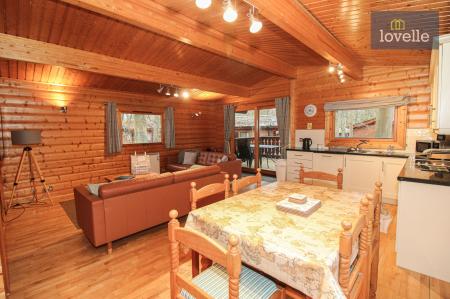 3 bedroom Log Cabin for sale in Kenwick, Louth, LN11