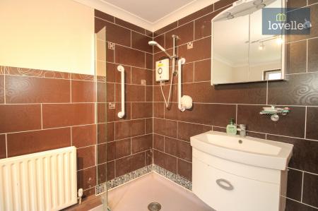 5 bedroom Detached house for sale in Welton Vale House, Welton Le Wold