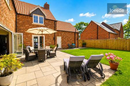 4 bedroom Detached house for sale in Roman Way, Louth, LN11