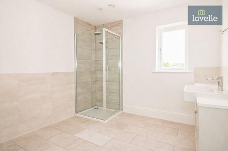 5 bedroom Detached house for sale in Middle Sykes Lane, Grimoldby, LN11