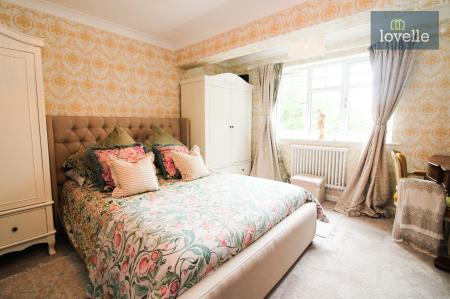 5 bedroom Detached house for sale in Carlton Road, Manby, LN11