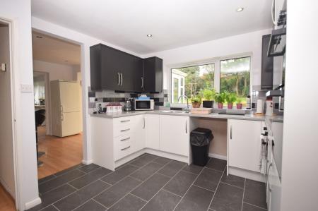 5 bedroom Detached house for sale in St. Marys Park, Louth, LN11