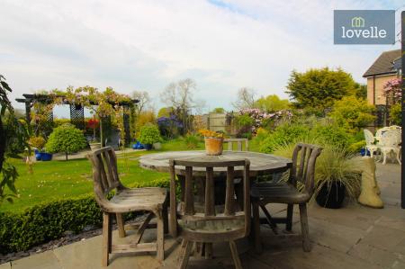 4 bedroom Detached house for sale in Middle Sykes Lane, Grimoldby, LN11