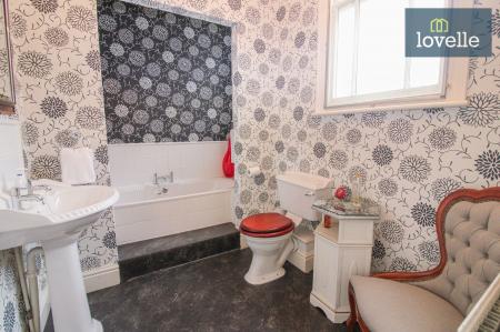 3 bedroom Semi-detached house for sale in St. Marys Lane, Louth, LN11