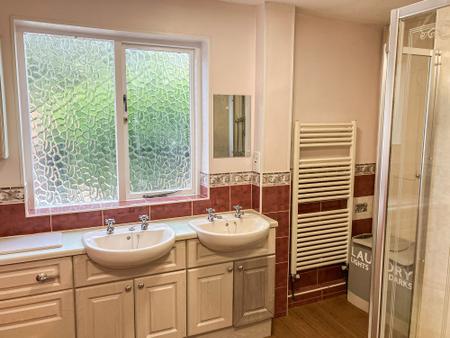 6 bedroom Detached house for sale in Church End, North Somercotes, LN11
