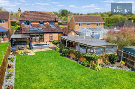 4 bedroom Detached house for sale in Conisholme Road, North Somercotes, LN11