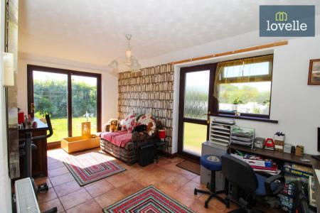 4 bedroom Detached house for sale in South Road, South Somercotes, LN11
