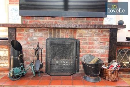 4 bedroom Detached house for sale in South Road, South Somercotes, LN11