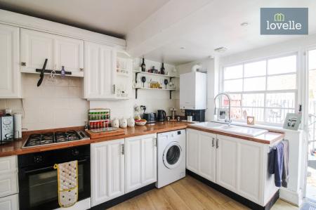 2 bedroom Terraced House for sale in St. Michaels Road, Louth, LN11