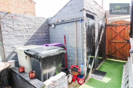 2 bedroom Terraced House for sale in St. Michaels Road, Louth, LN11