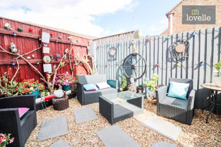 2 bedroom Terraced House for sale in St. Michaels Road, Louth, LN11