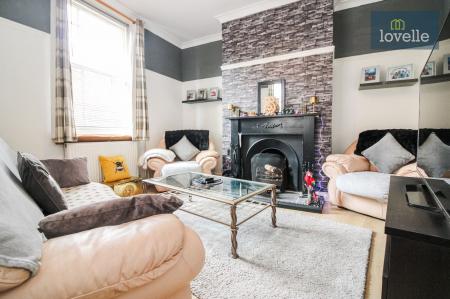 2 bedroom Terraced House for sale in St. Michaels Road, Louth, LN11