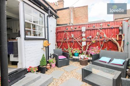 2 bedroom Terraced House for sale in St. Michaels Road, Louth, LN11