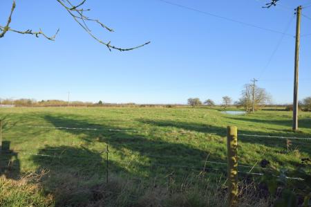 2 bedroom Detached bungalow for sale in Chapel Lane, Great Carlton, LN11