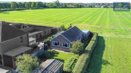 2 bedroom Detached bungalow for sale in Spinney Close, Grimoldby, LN11
