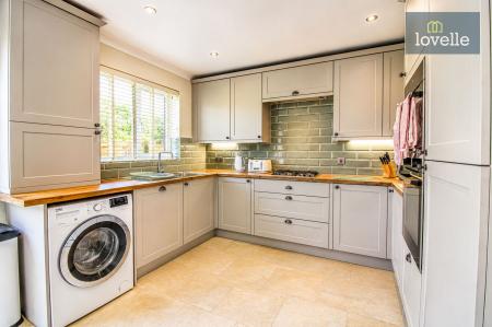3 bedroom Semi-detached house for sale in Fulmar Drive, Louth, LN11